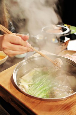 Shabu shabu, Japon geleneksel sıcak Pot fondü
