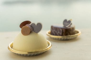 Böğürtlenli yoğurt kek St. Valentine's Day için