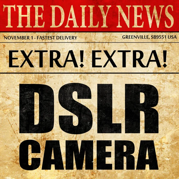 Cámara dslr, texto del artículo del periódico — Foto de Stock