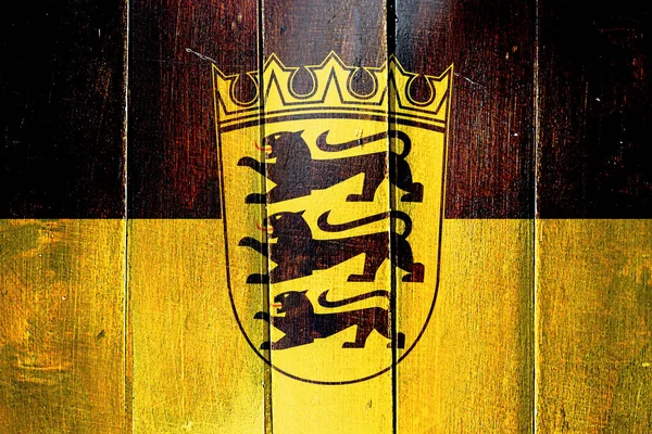 Grunge 木制面板上的老式巴登符腾堡州旗。 — 图库照片