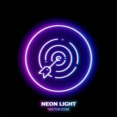 Hedef neon ışık çizgisi sanat vektör simgesi. Dart tahtasının ana sembolü. İnce vuruştan yapılmış başarı stratejisi çizelgesi. Arkaplanda izole.