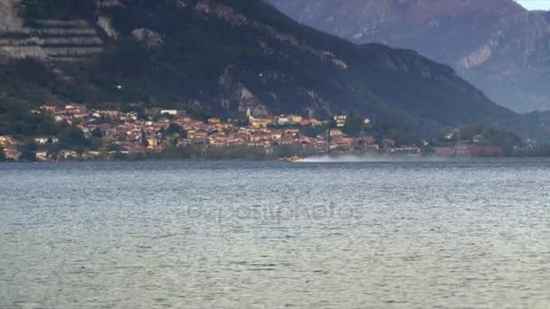 Pusiano Італія 2017 Жовтня Пожежогасіння Літаків Canadair Поповнення Від Озера — стокове відео