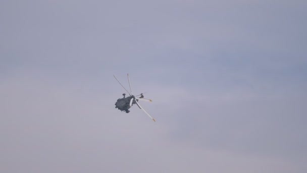 Hélicoptère italien de sauvetage de recherche Survol — Video