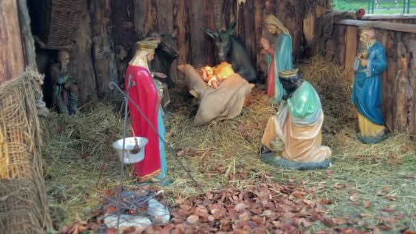 Nativity Scene Wooden Painted Statues — 비디오