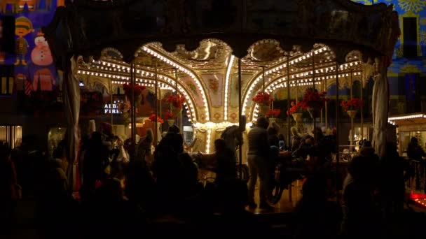 Noël Como Merry Go Round — Video