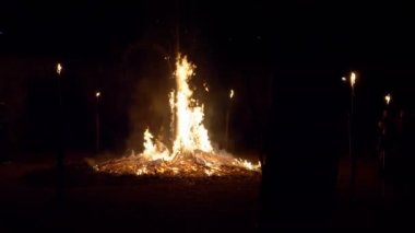 Macabre Dans Ateşi Yavaş Çekim