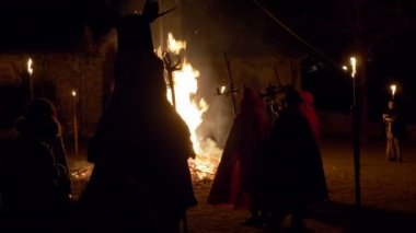 Macabre Dans Ateşi Yavaş Çekim