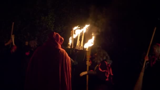 Νύχτα κυνήγι μαγισσών αργή κίνηση — Αρχείο Βίντεο