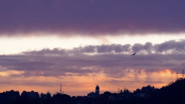 Canadair Vigili del fuoco aerei Mountain Sunset — Video Stock