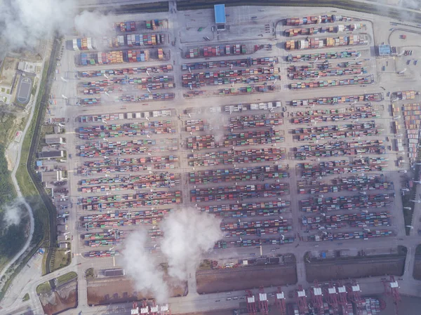 China Shangyangshan Port Containerhafen — Stockfoto