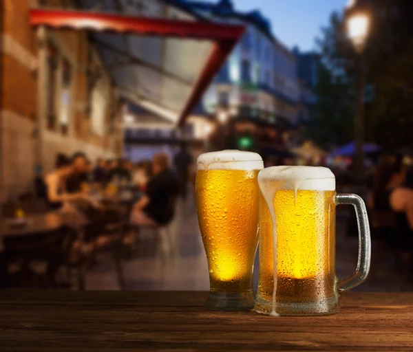 Birra Eccellente Sfondo Città — Foto Stock