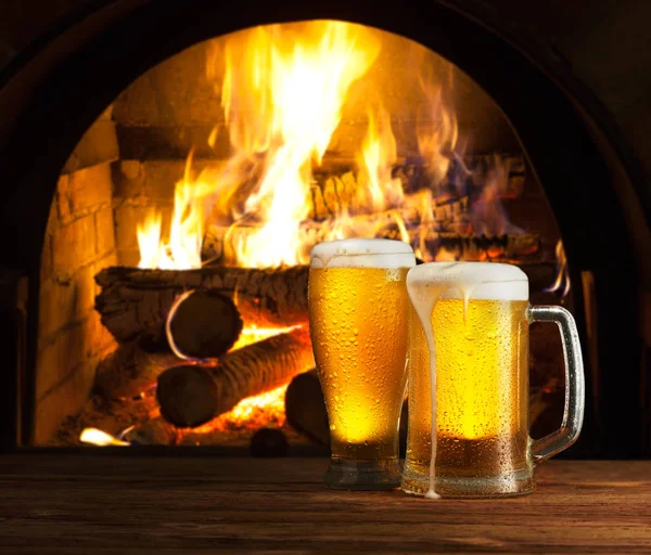 Excellent Beer Background Fireplace — Stock Photo, Image