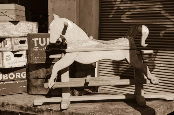 Tel Aviv Yafa Srail Şubat 2014 Ahşap Sallanan Eski Tuborg — Stok fotoğraf