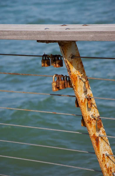 Rusty Love Locks Attached Railing Tel Aviv Port Israel Old — Stock Photo, Image