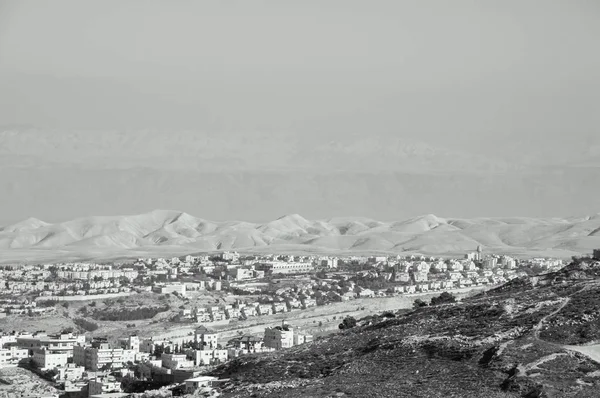 Nézd Júdea Sivatag Maale Adumim Város Ködben Mount Scopus Jeruzsálemben — Stock Fotó