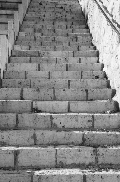 Escaleras Piedra Con Pasamanos Metal Jerusalén Israel Foto Blanco Negro —  Fotos de Stock