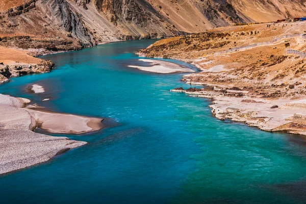 izdiham zanskar ve indus nehir - leh, ladakh, Hindistan