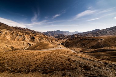 Hindistan 'daki Leh Dağları' nın Ladakh Sıradağları manzarası