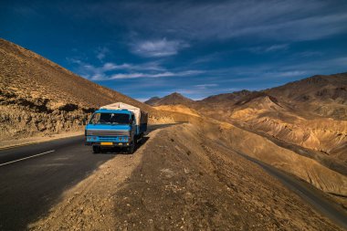 Hindistan 'daki Leh Dağları' nın Ladakh Sıradağları manzarası