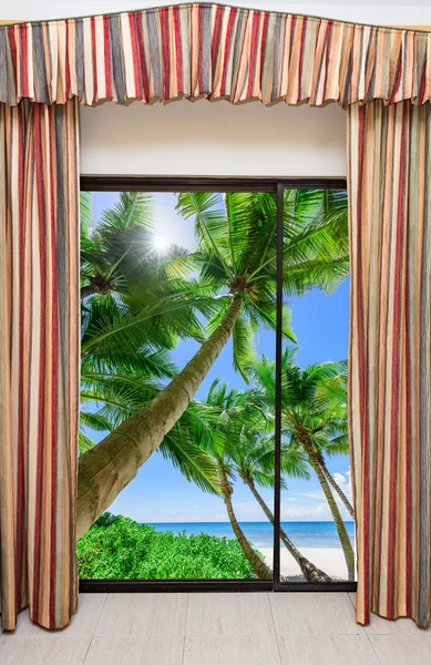 Window overlooking the beach — Stock Photo, Image
