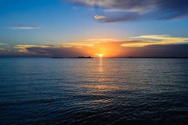 海の夕日静かに — ストック写真