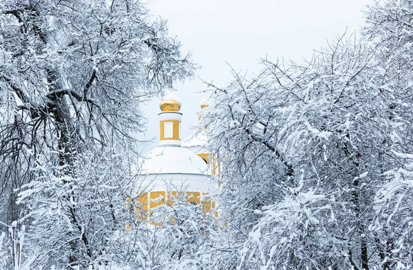 Winter church snow — Stock Photo, Image