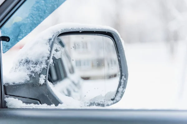 Espelho do carro inverno — Fotografia de Stock