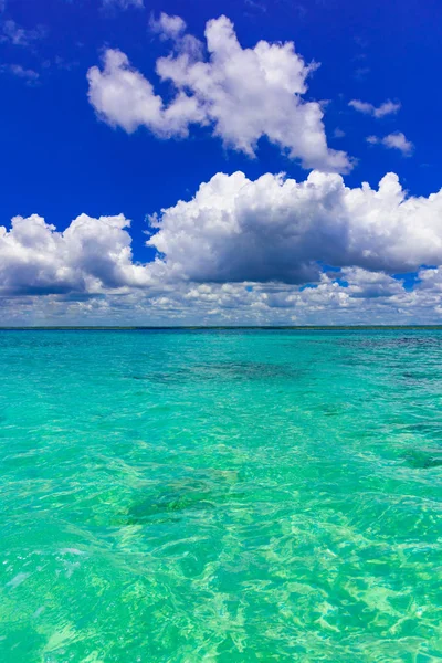 Playa de arena mar — Foto de Stock