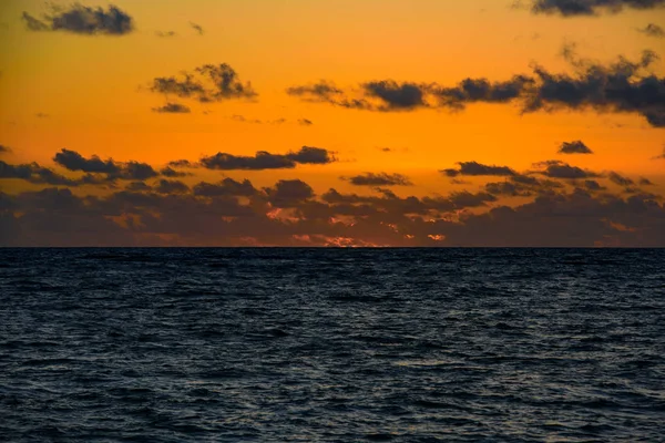 Sonnenaufgang Sonne Ruhe ruhige See — Stockfoto