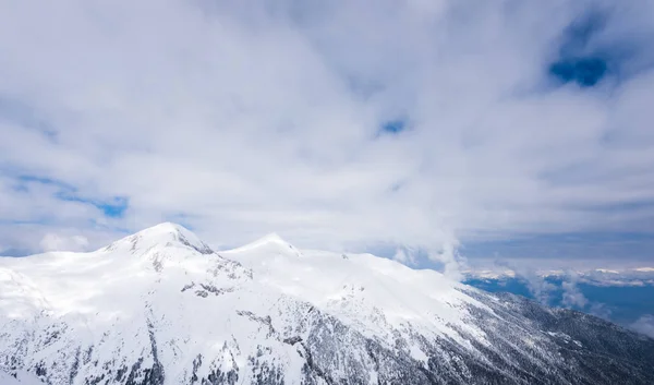Bergstopp på vintern — Stockfoto
