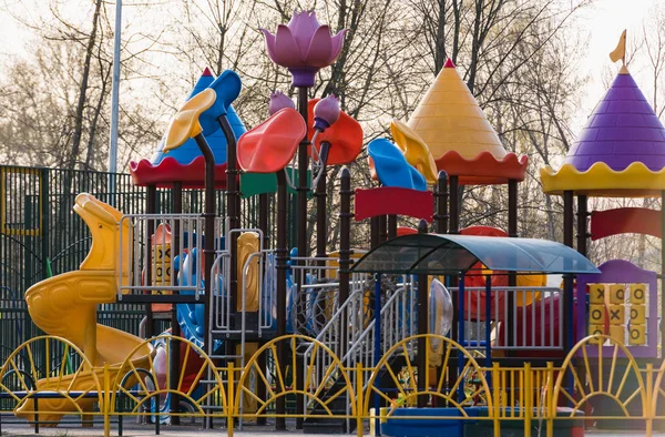 Spielplatz für Kinder — Stockfoto