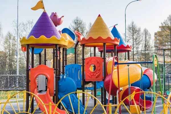Çocuklar için oyun alanı — Stok fotoğraf