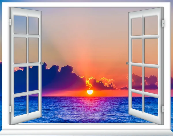 Öppet fönster moln sol — Stockfoto