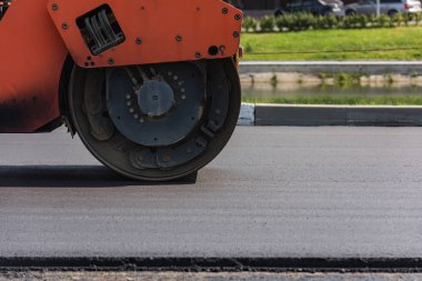 Yeni Asfalt döşeme