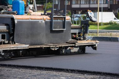 Yeni Asfalt döşeme