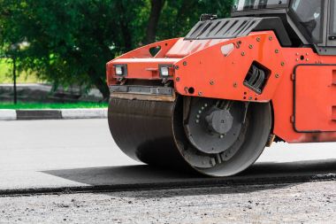 Yeni Asfalt döşeme