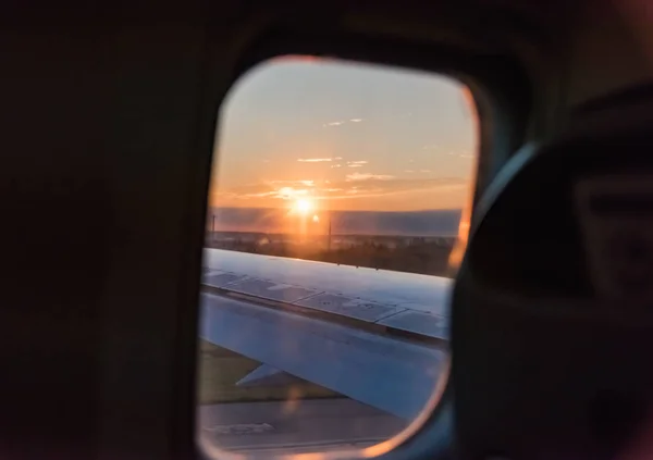 Vliegtuig venster passagierscabine — Stockfoto