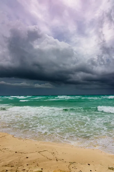 바다 뇌우 구름 태풍 irma — 스톡 사진