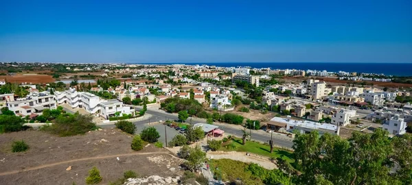 Kıbrıs şehir yükseklikten — Stok fotoğraf