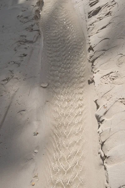 A tenger homokos strand dagály — Stock Fotó