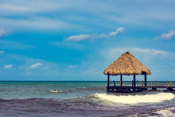 Deniz tekne çardak tonlama