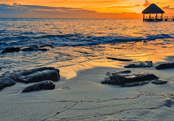 Gyönyörű naplemente tenger Karib-tenger Dominikai Köztársaság — Stock Fotó