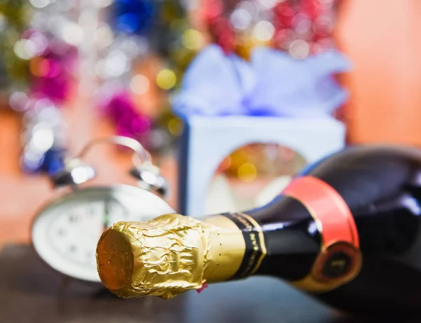 Champagneglas, titta på semester — Stockfoto