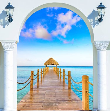 ahşap açık kapı kemer çıkmak için plaj Karayip Dominik Cumhuriyeti