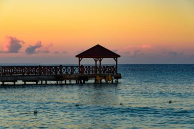 Karayiplerin güzel günbatımı