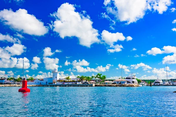 Farol listrado no caribe — Fotografia de Stock