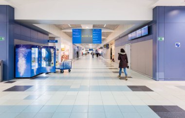 Moskova. Domodedovo. 07 numara. Şubat 2020. Domodedovo Havaalanı Uluslararası Kalkış Bölgesi. Uçak Bekleme Odası