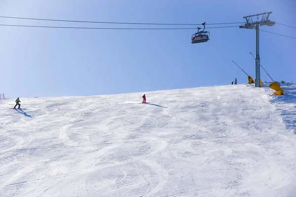 Bulharsko Bansko Února 2020 Lyžařské Středisko Bansku Zasněžené Sjezdovky Sedačkové — Stock fotografie