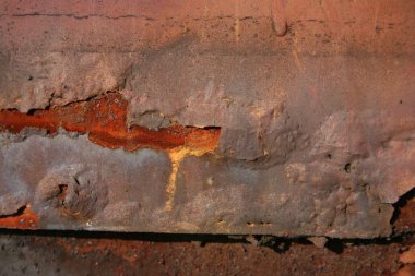 doku fırça eski metal plaka