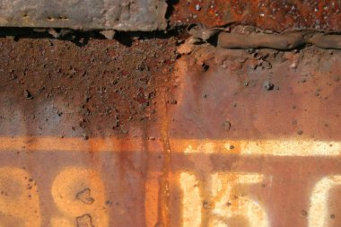 doku fırça eski metal plaka